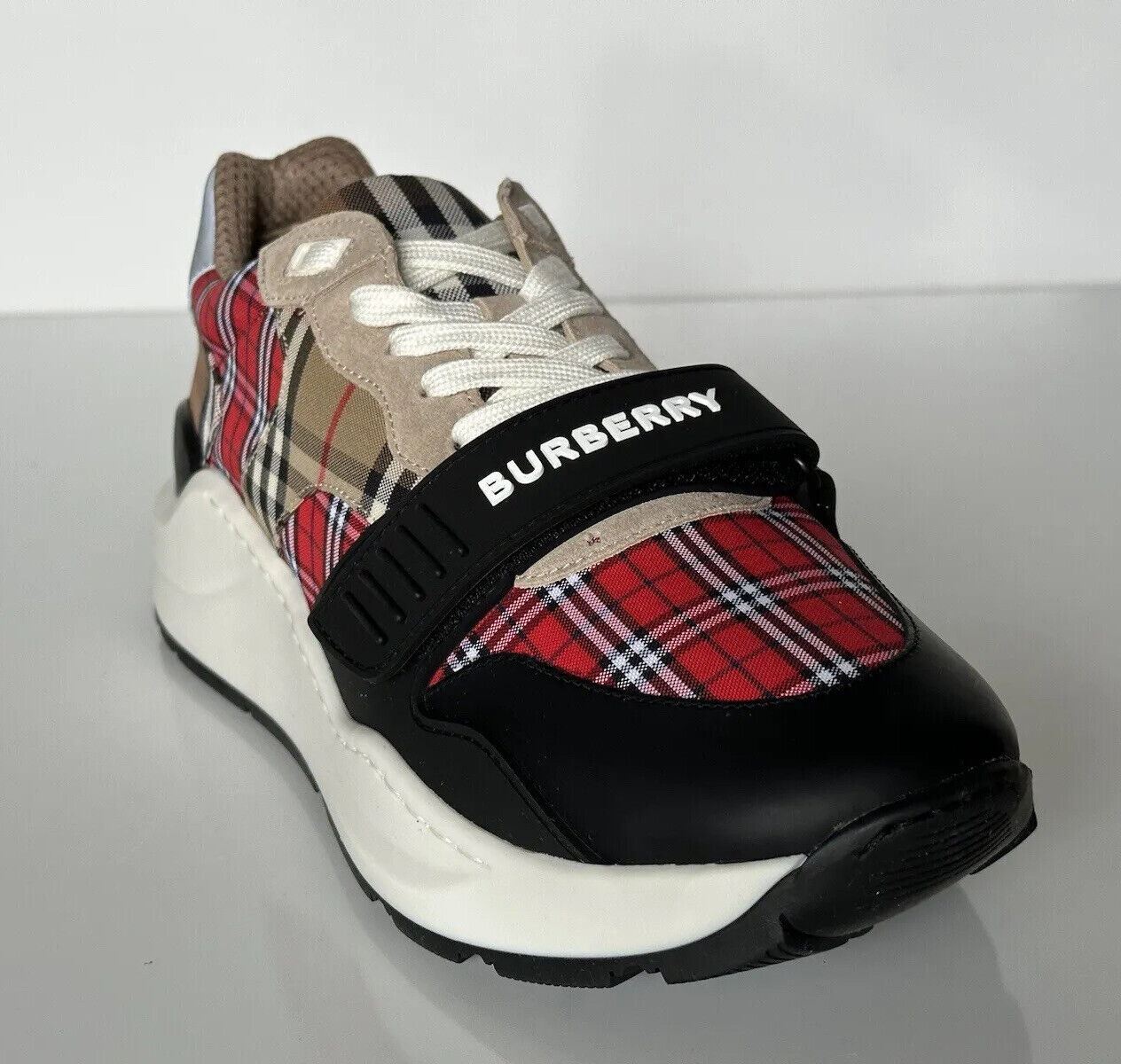 NIB 790 $ Burberry Herren Ramsey Mehrfarbige Sneakers 11 US (44 Euro) 8048632 Italien 