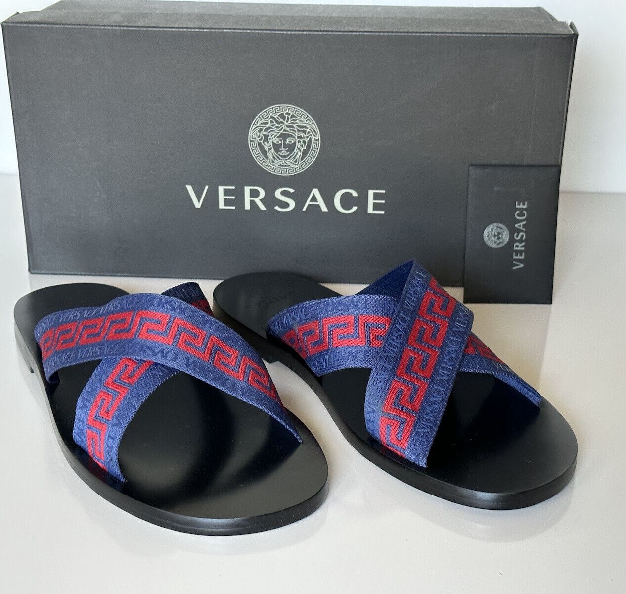 NIB Versace Greca Crisscross Blau/Rot Slides Sandalen 11 US (44 Euro) 1006273 