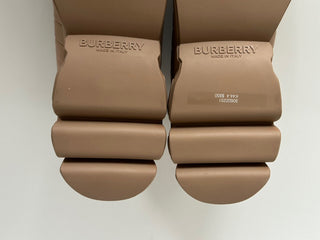 NIB $850 Burberry Стеганые кожаные кроссовки цвета бисквита 10 США (43 ЕС) 8060225 IT 