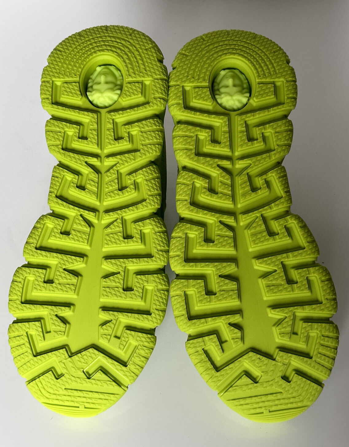NIB $895 Versace Trigreca Chain Reaction Sneakers Citron 10,5 (43,5) IT DSU8094 