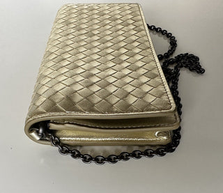 NWT 1150 долларов США Bottega Veneta Leathers Intrecciato Мини-сумка на плечо, золото 510564 IT 