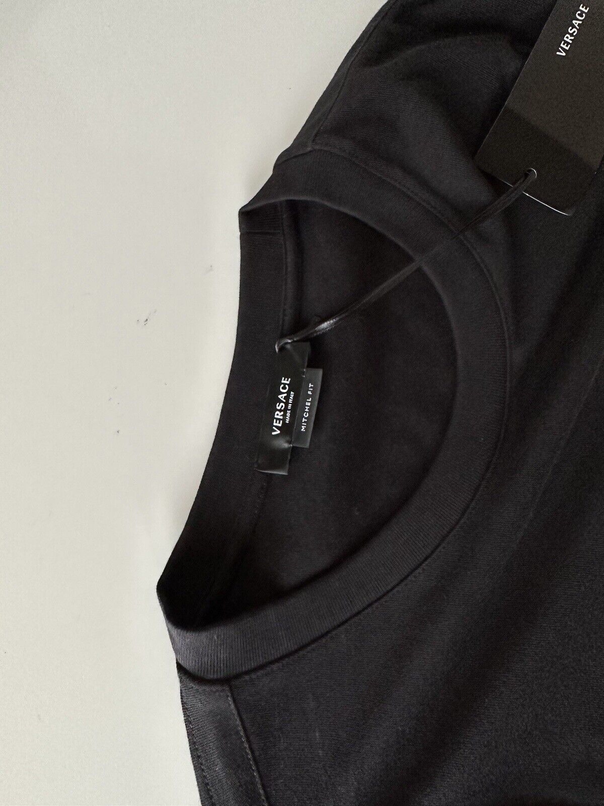 NWT 525 $ Versace Milano Logo Schwarzes Mitchel Fit Jersey T-Shirt 2XL 1005188 Italien