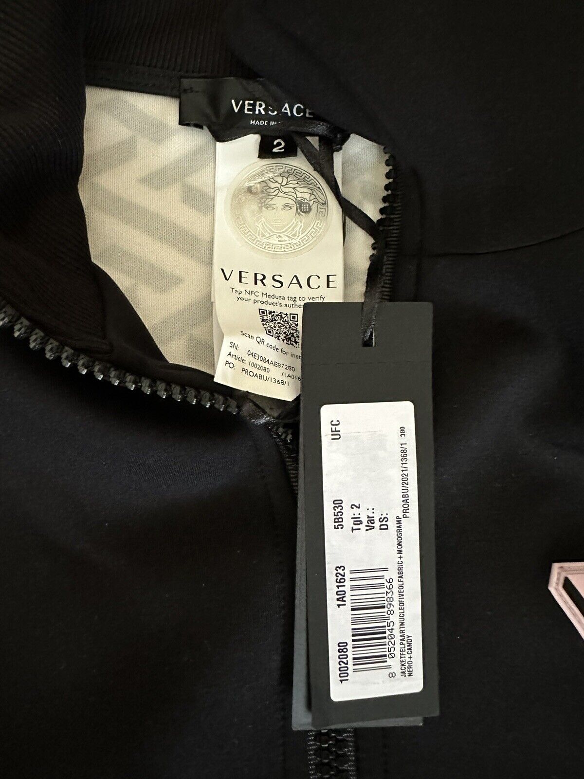 NWT $925 Versace Greca Print Women's Jogger Jacket Black Size 2 1002080 Italy