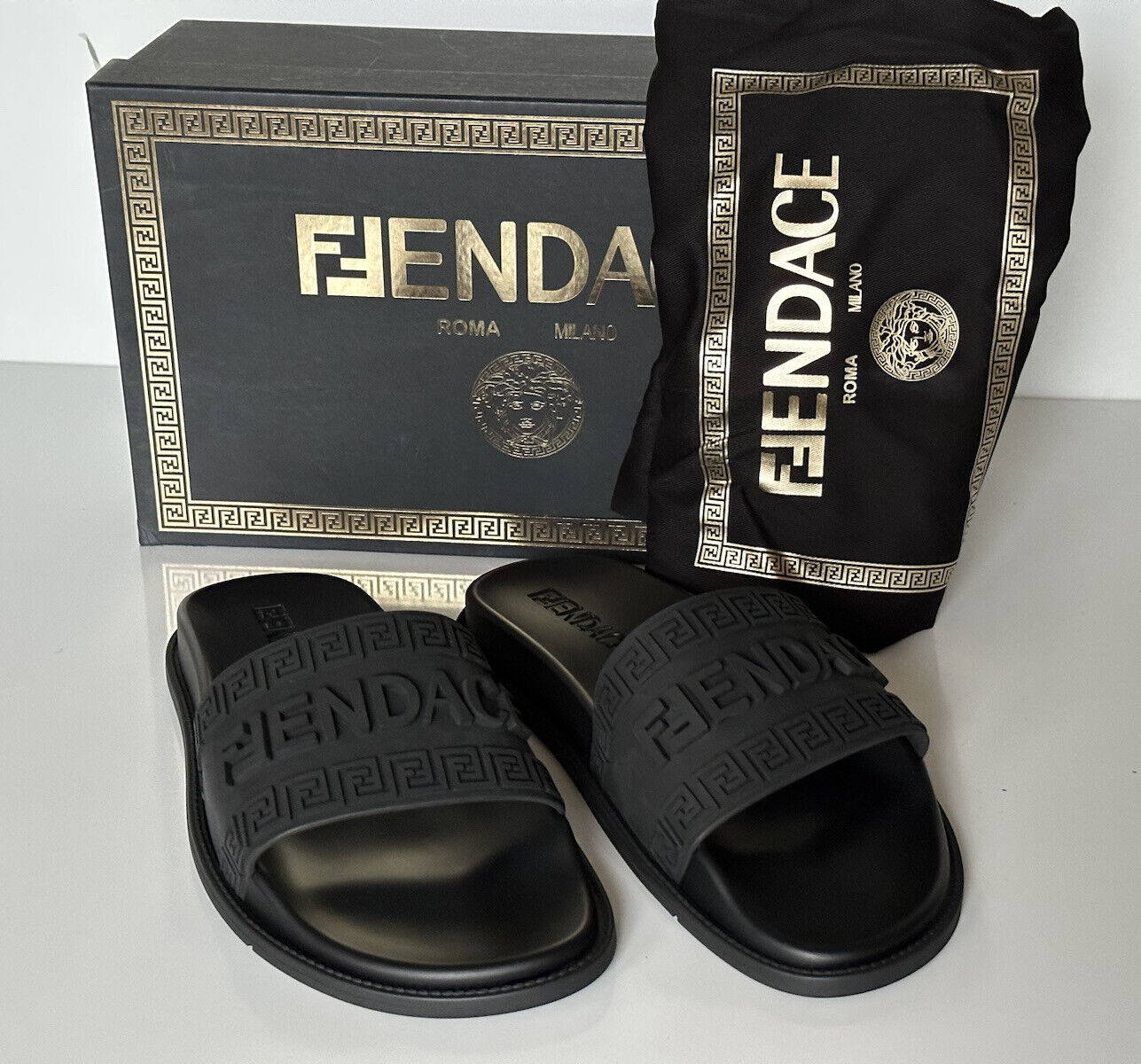 NIB $520 Fendace Fendi&Versace Rubber Slide Sandals Black 11 US/10 UK IT 7X1551