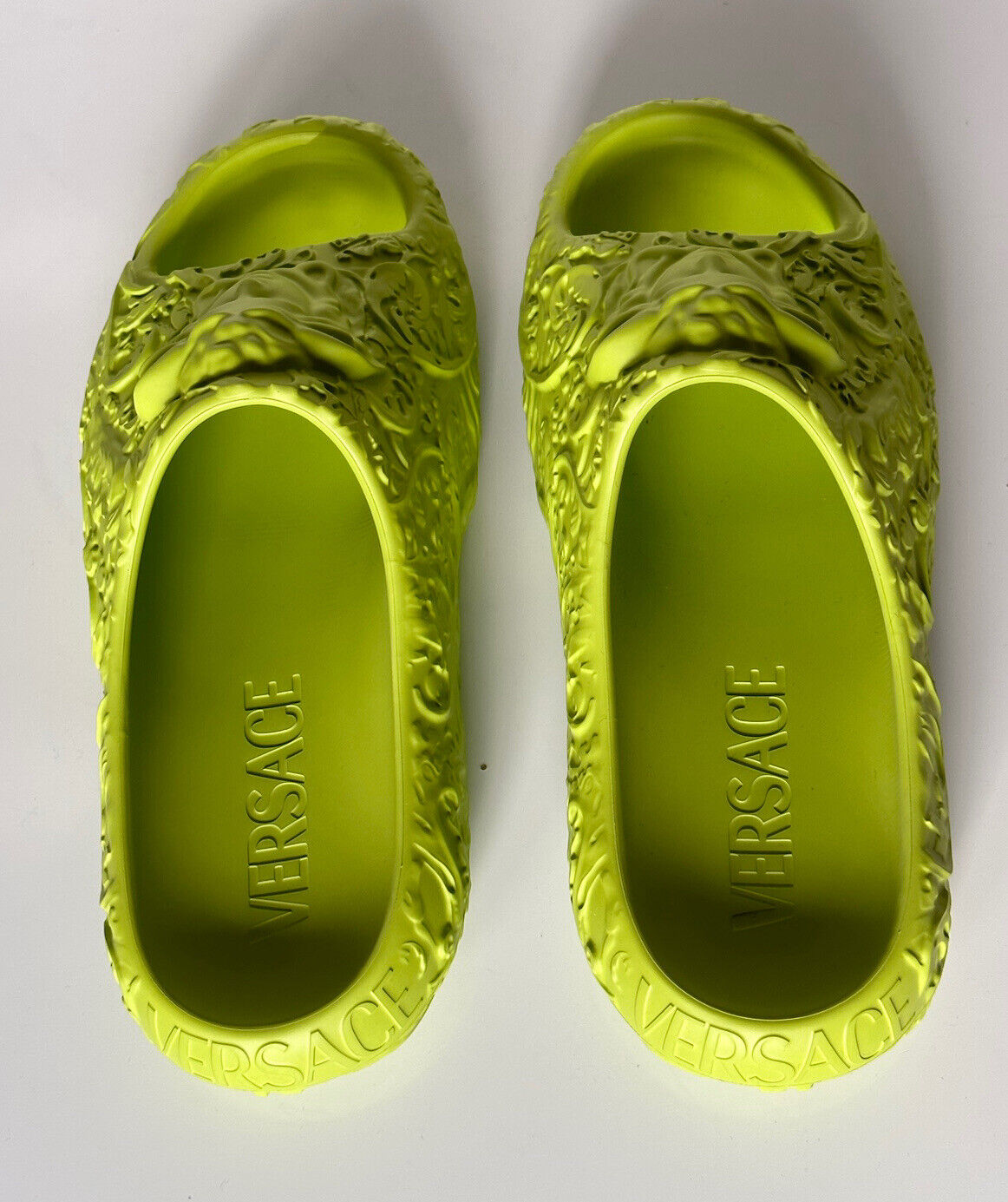 NIB $525 Versace Medusa Head Slides Pool Sandals Green 11 US (44 Eu) 1005746 IT