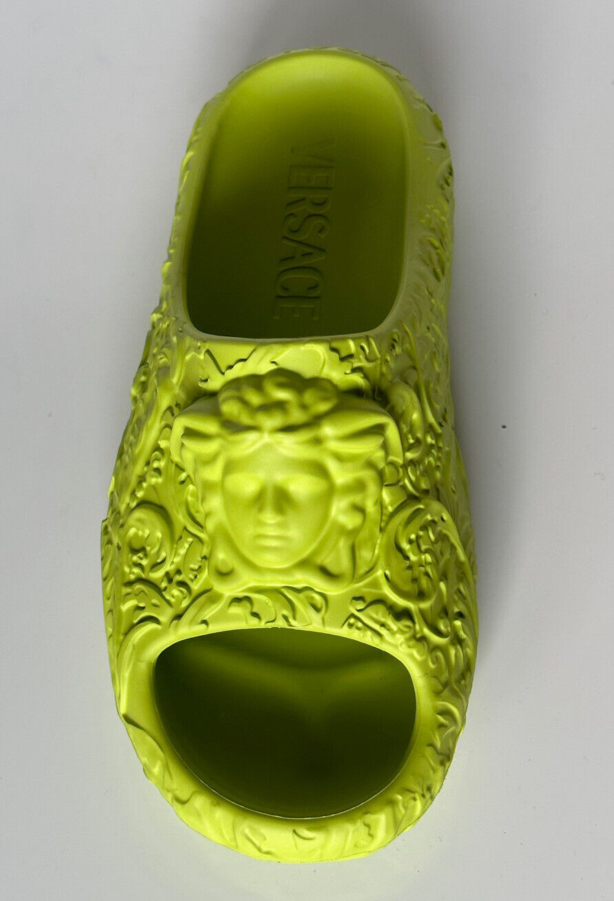 NIB $525 Versace Medusa Head Slides Pool Sandals Green 7 US (40 Eu) 1005746 IT