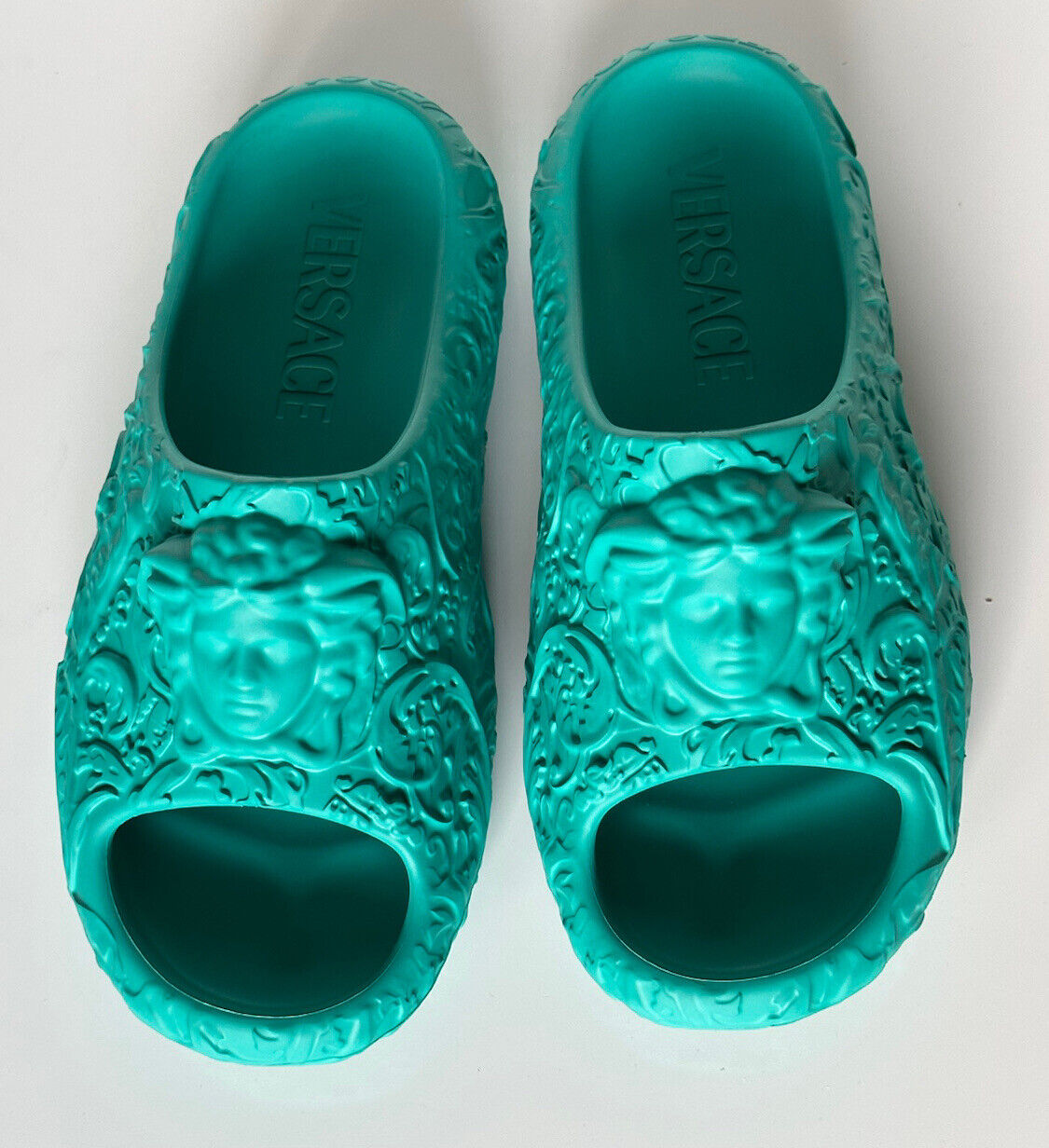 NIB $525 Versace Medusa Head Slides Pool Sandals Turquoise 11 US (44) 1005746 IT