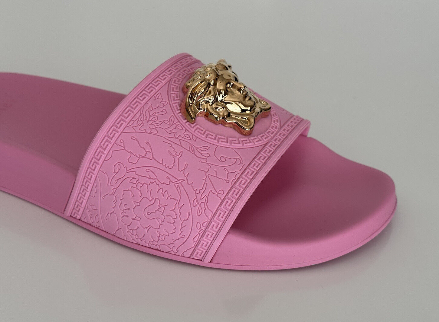 NIB 450 $ Versace Gold Medusa Head Slides Sandalen Flamingo Pink 10,5 40,5 1004190 