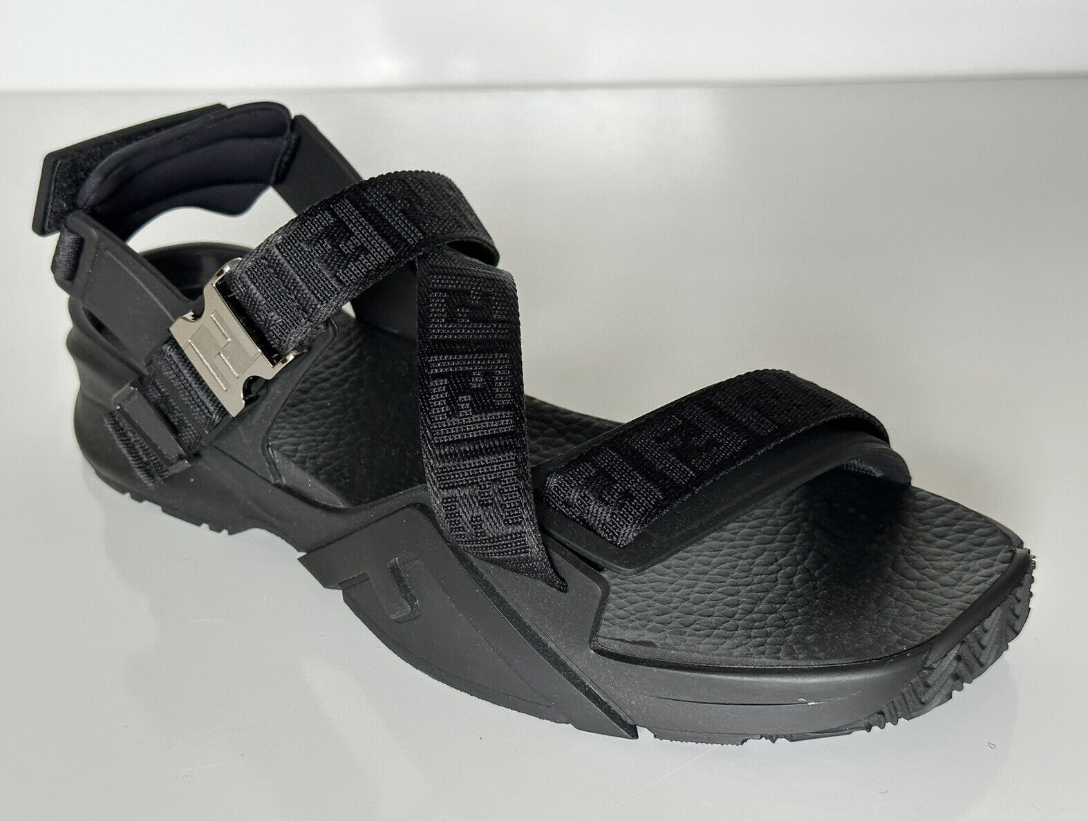 NIB 895 $ Fendi Herren FF Strapped Black Sandalen 11 US/ 10 UK Italien 7X1503