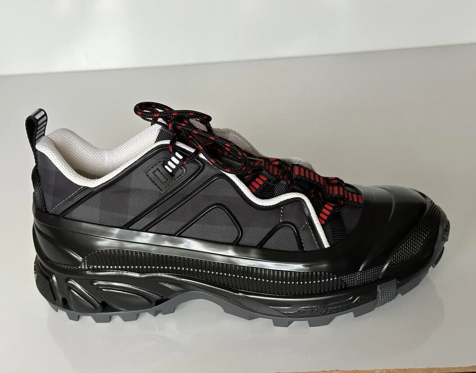 NIB 890 $ Burberry Arthur Herren-Sneaker mit IP-Karomuster in Dunkelgrau 10 US (43) 8055576 IT 