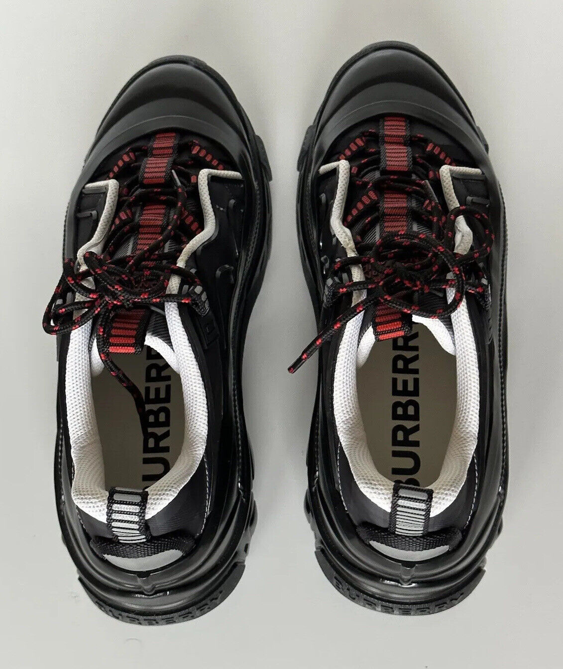 Мужские темно-серые кроссовки в клетку Burberry Arthur за 890 долларов США 10 США (43) 8055576 IT 
