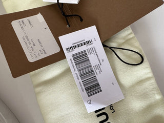 NIB Burberry Weiße Low-Top-Ledersneaker für Damen 9 US (39 Eu) 8043210 Italien 