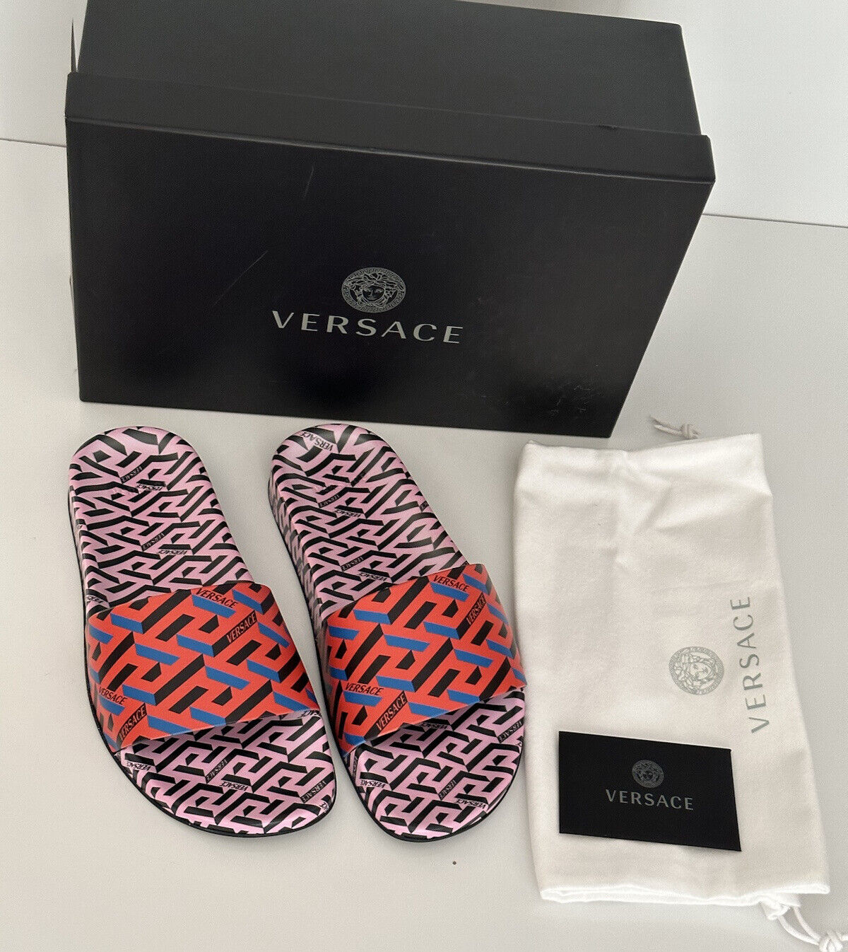 NIB Versace Women's  Greca Signature Slides Sandals 8 US (38 Eu) 1004191 Italy