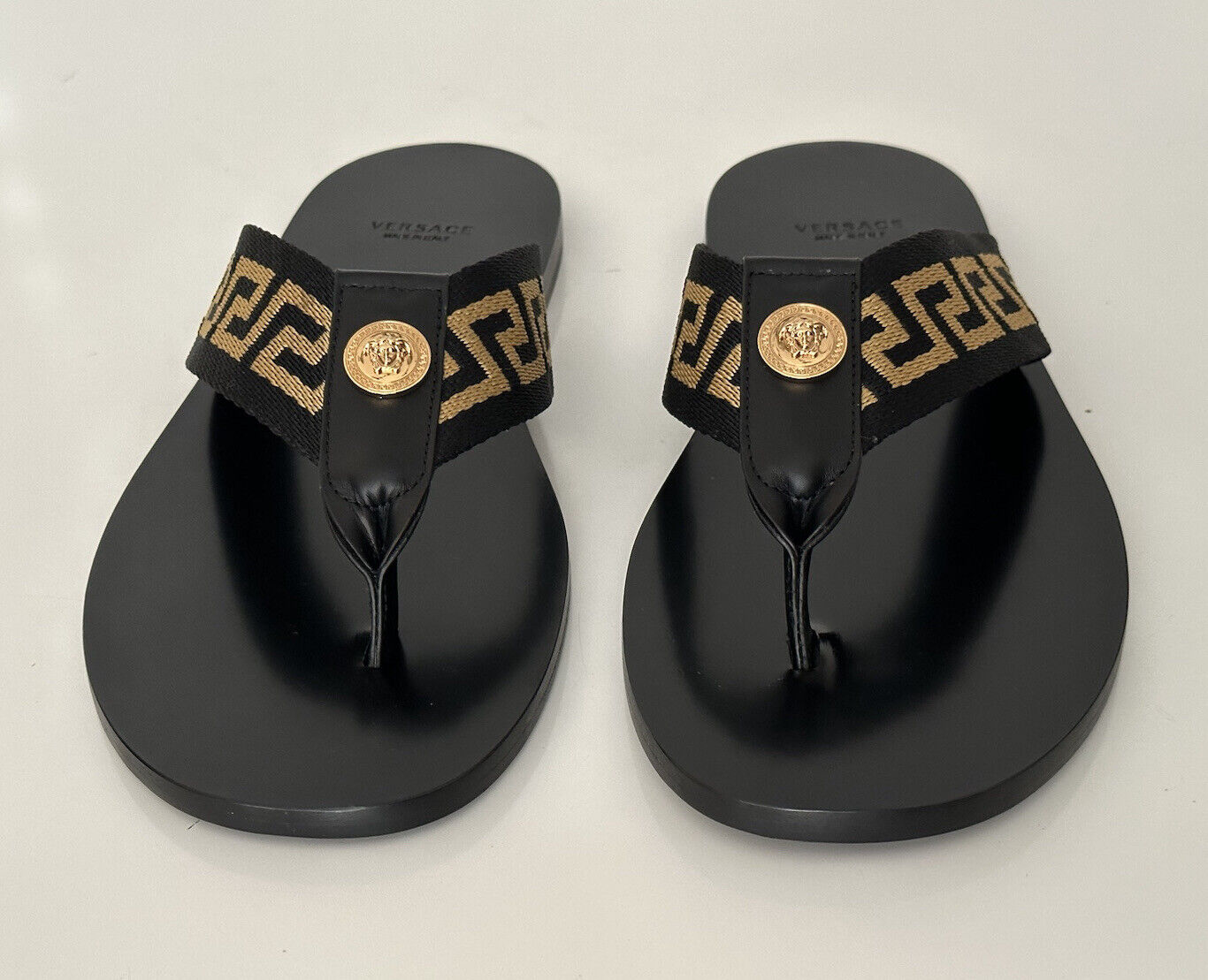NIB Versace Herren Greca Signature Black Slides Sandalen 10 US (43 Euro) DSU7340 IT 