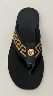 NIB Versace Мужские черные шлепанцы Greca Signature 11 США (44 евро) DSU7340 IT 