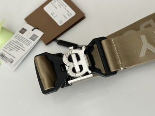 NWT 440 долларов США Нейлоновый коричневый ремень Burberry TB Monogram 40/100 8051511 Сделано в Италии 