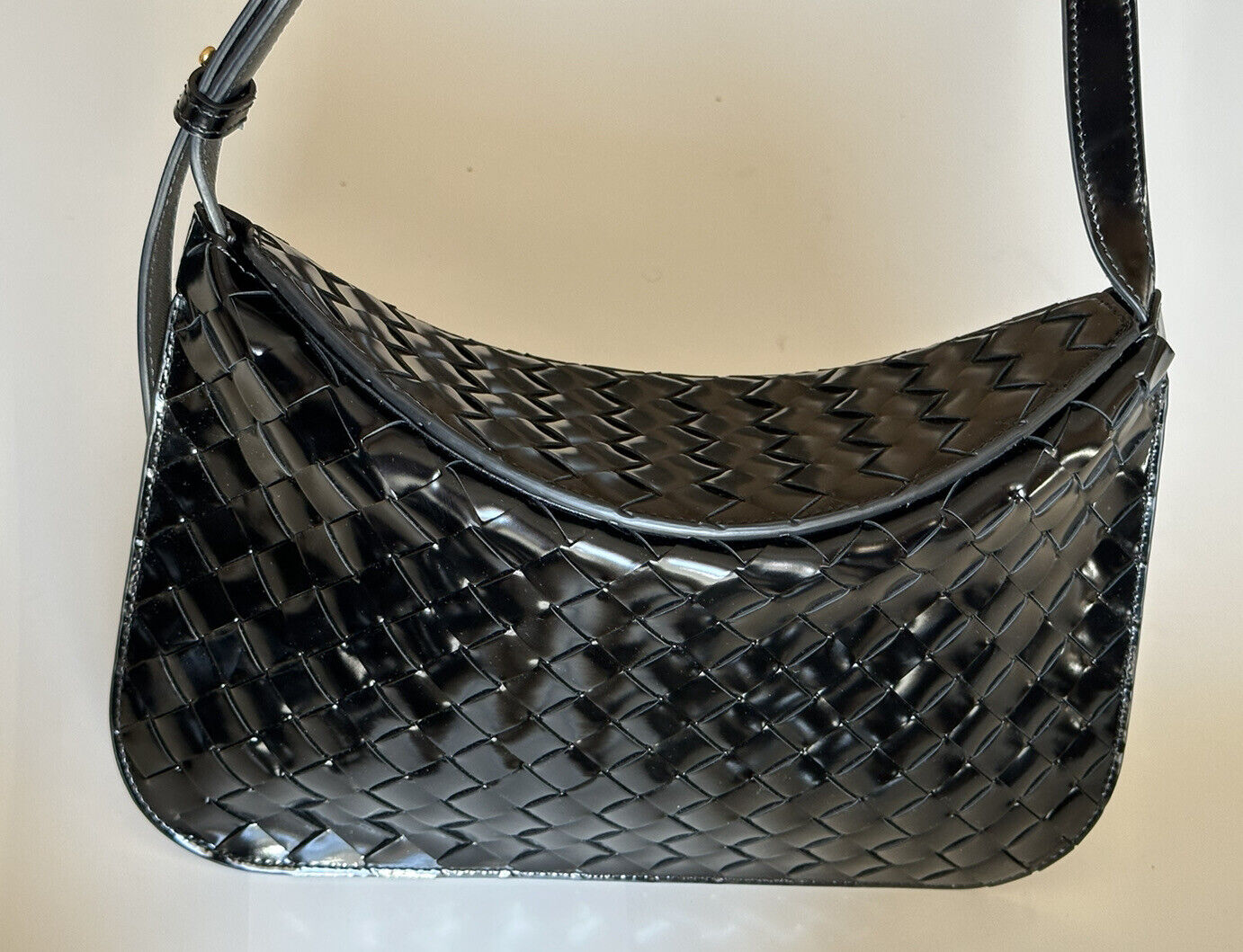 NWT 2900 $ Bottega Veneta Intrecciato Schultertasche aus schwarzem Leder 701046 Italien