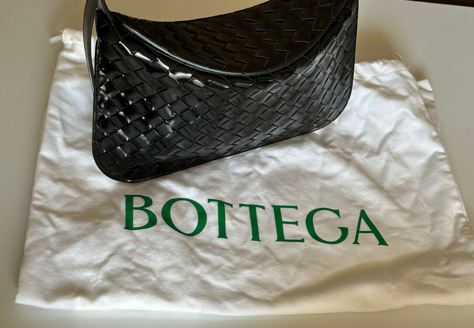 NWT 2900 $ Bottega Veneta Intrecciato Schultertasche aus schwarzem Leder 701046 Italien