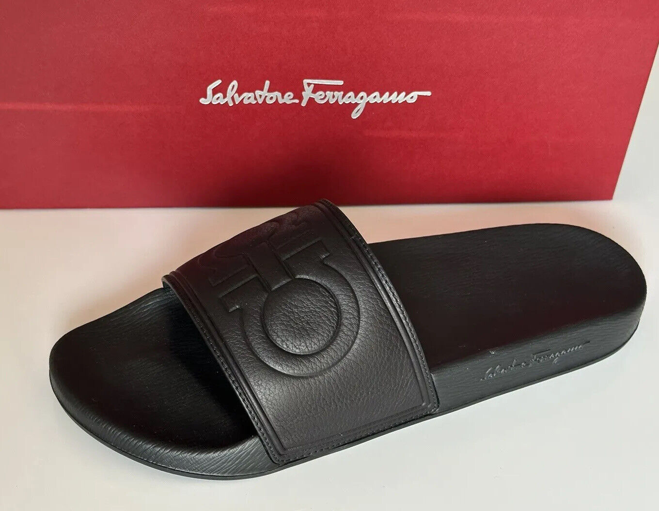 Мужские черные резиновые сандалии Salvatore Ferragamo за 330 долларов США ТОЛЬКО ДЛЯ ЛЕВОЙ НОГИ 10 шт. США