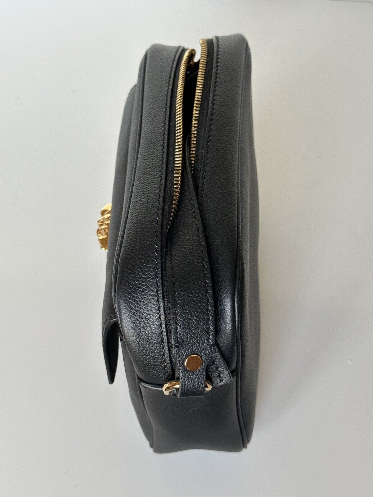 NWT $1400 Versace Medusa Head Calf Leather Black Medium Shoulder Bag 1008102 IT