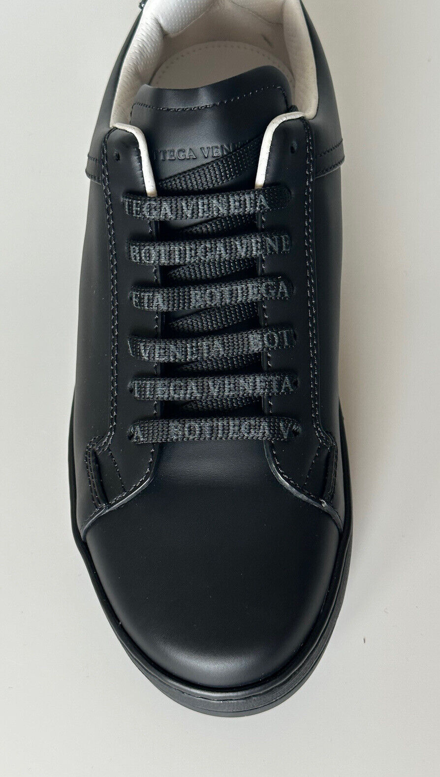 NIB $690 Bottega Veneta Men's Calf Leather Black Sneakers 7.5 US (40.5) 578298