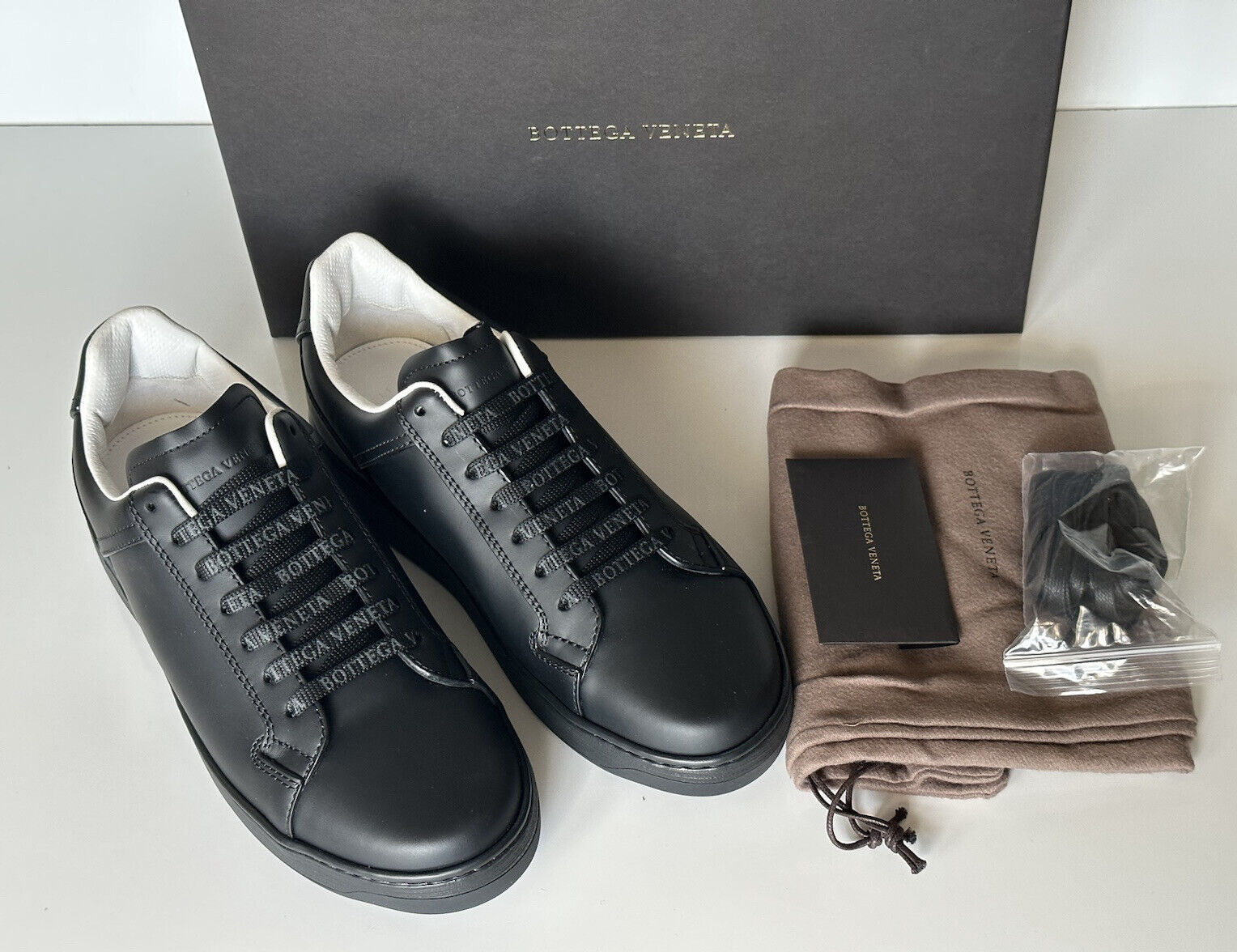 NIB $690 Bottega Veneta Men's Calf Leather Black Sneakers 13 US (46 Euro) 578298