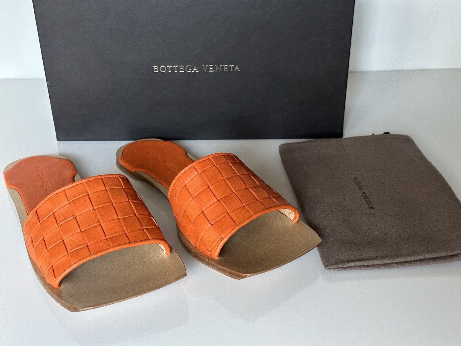 NIB $620 Bottega Veneta Slip-on Leather Burned Orange Sandals 11 US (41) 578372