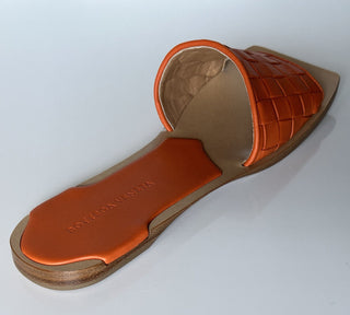 NIB 620 долларов США Bottega Veneta Кожаные слипоны Burned Orange 8,5 (38,5) 578372 