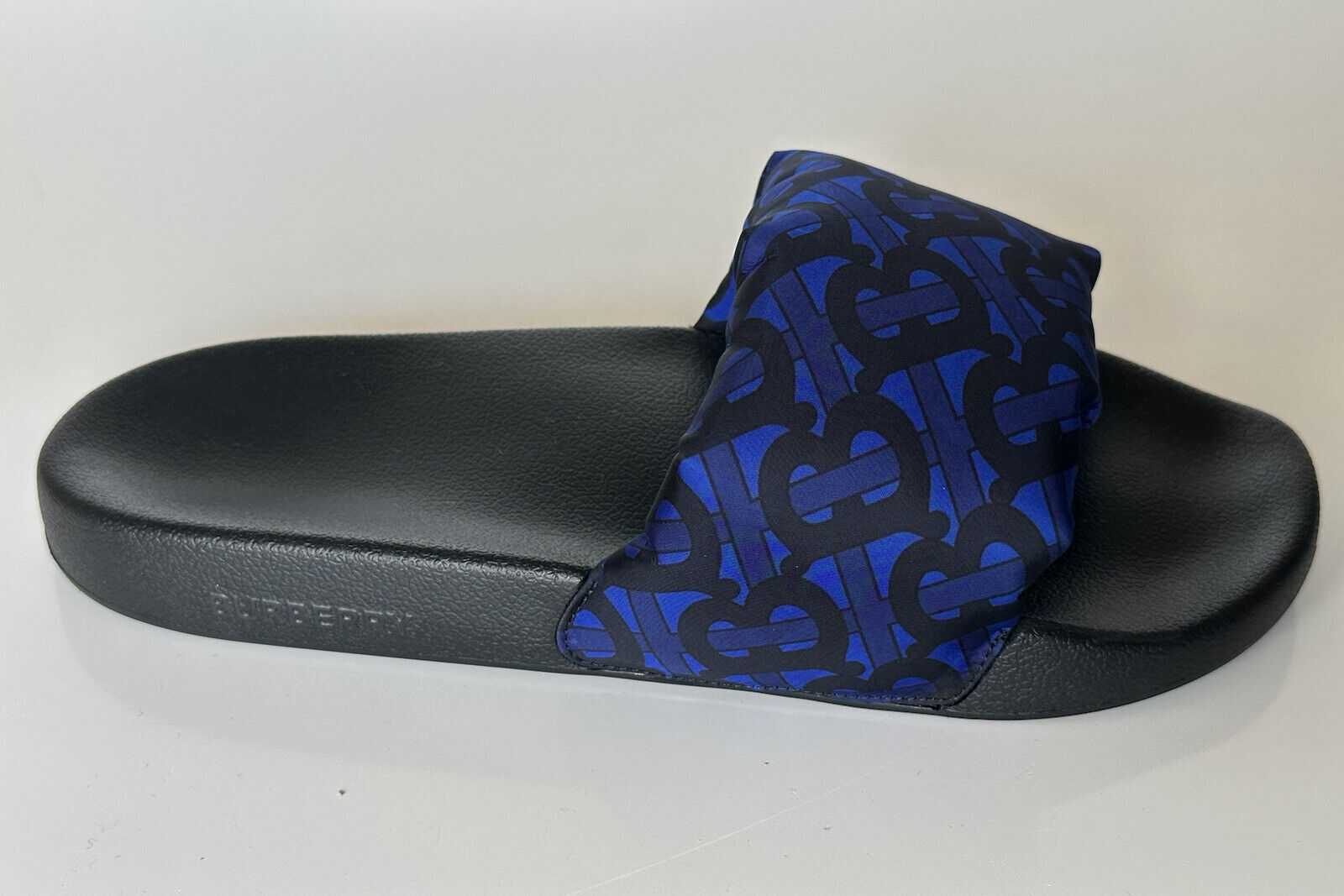 NIB $570 Burberry Furley Puff TB Men's Slides Blue Sandals 12 US (45) 8048585