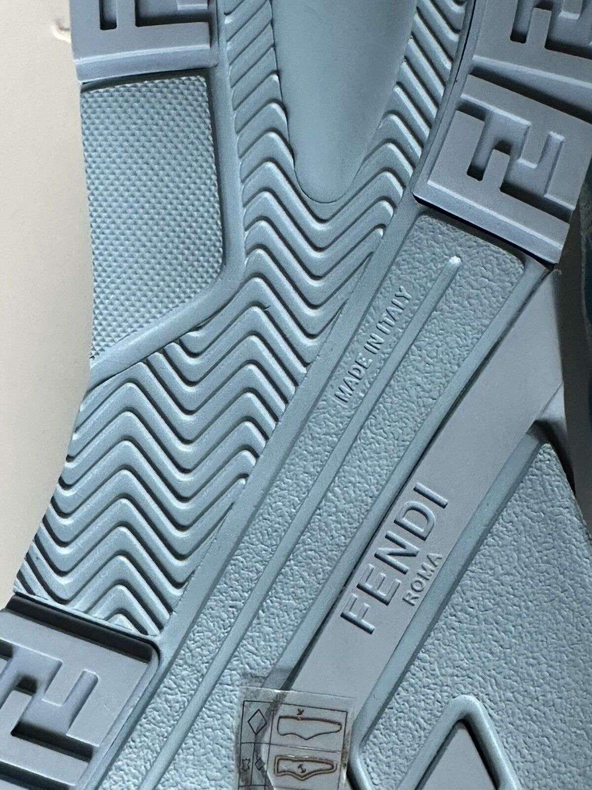 Мужские кроссовки NIB 1050 Fendi Flow из ткани бирюзового цвета 12 США (45 евро) 7E1504 IT 