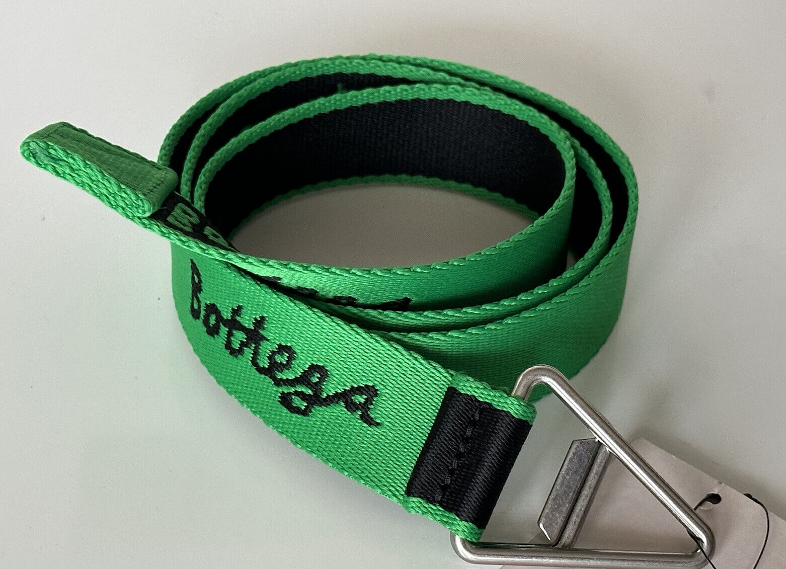 NWT $490 Bottega Veneta Webb Logo Fabric /.;'LOBlack/Green Belt One Size 702051