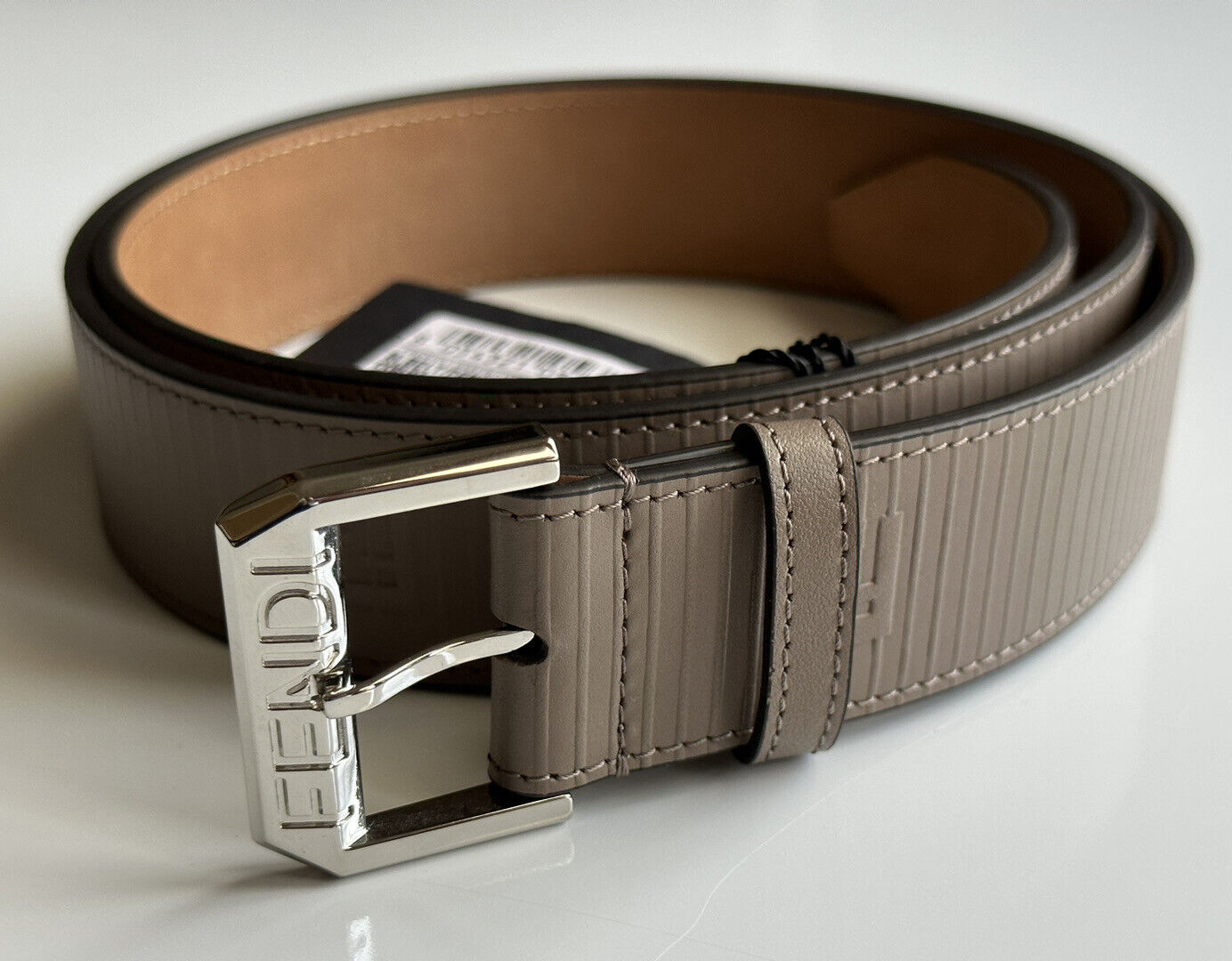 NWT $490 Fendi FF Calf Leather Beige Belt 105/42 Made in Italy 7C0469