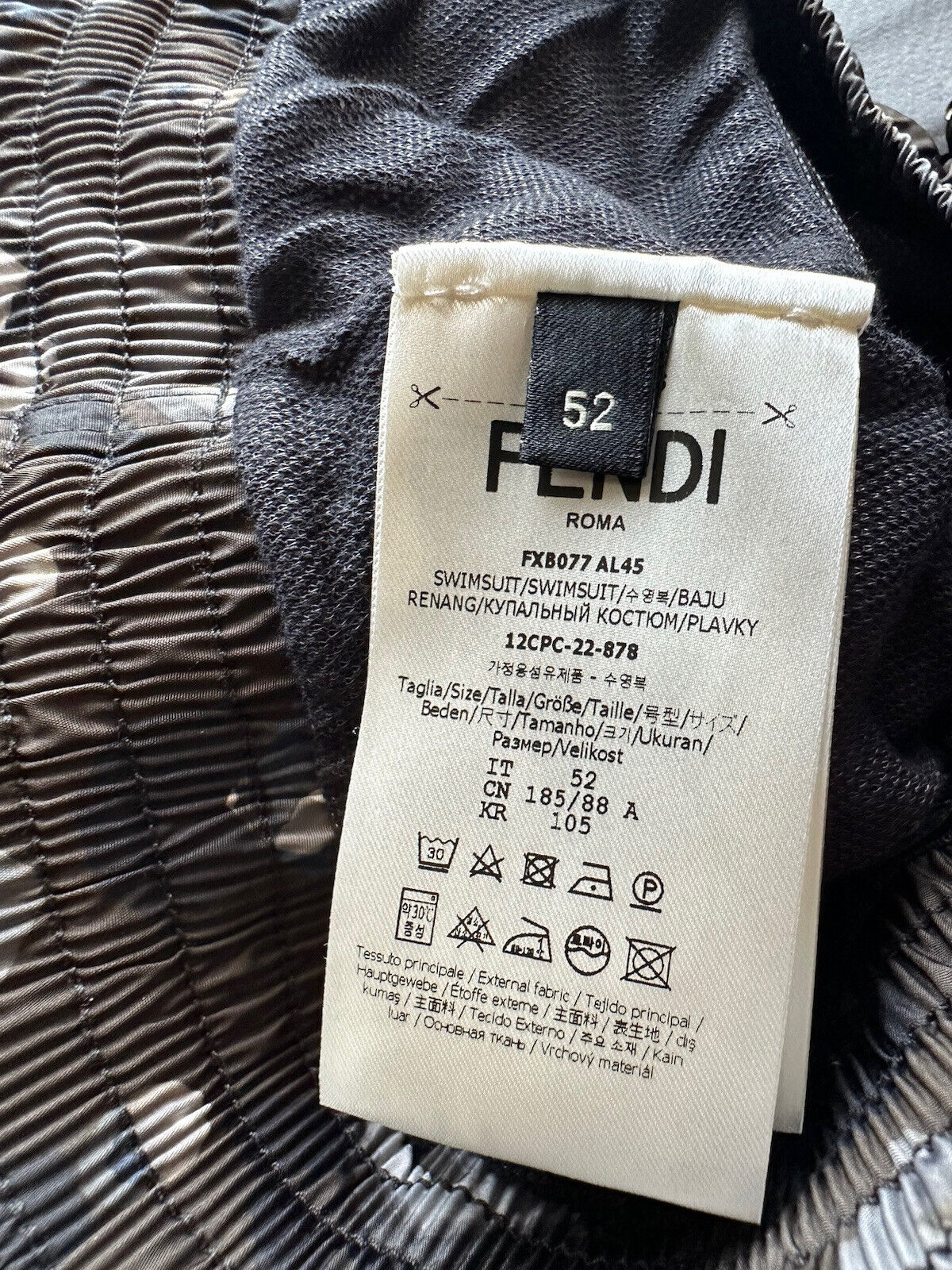 NWT $620 Fendi FF Men's Black Boxer Swim Shorts 36 US (52 Euro) Italy FXB077AL45