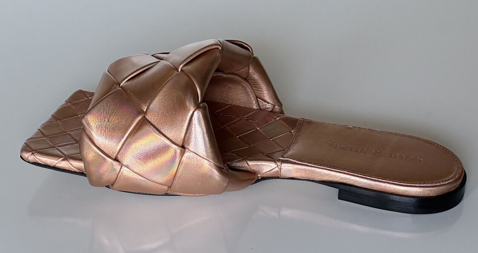 NWT $1350 Bottega Veneta Lido Violet — сандалии на плоской подошве Old Rose, обувь 7, США, 608853 