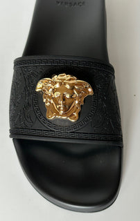 NIB $ 450 Versace Gold Medusa Head Slides Sandalen Schwarz 8 US (38 Euro) Italien 