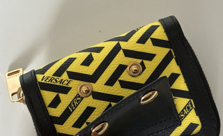 NWT Versace Черный/Желтый Кошелек/Клатч из телячьей кожи на молнии 1001873 Италия 
