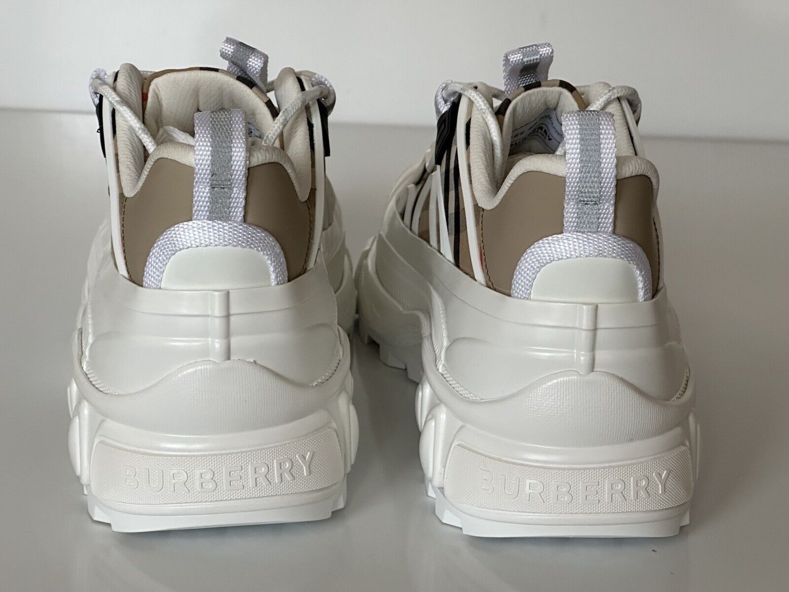 NIB $890 Burberry Arthur Men's Archive Beige/White Sneakers 10 US (43) 8037254