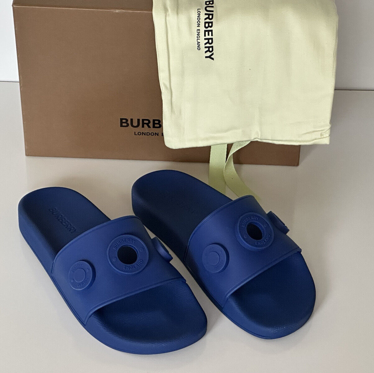 NIB $420 Burberry Eyelet Men’s Furley Royal Blue Slide Sandals 9 US (42) 8049674