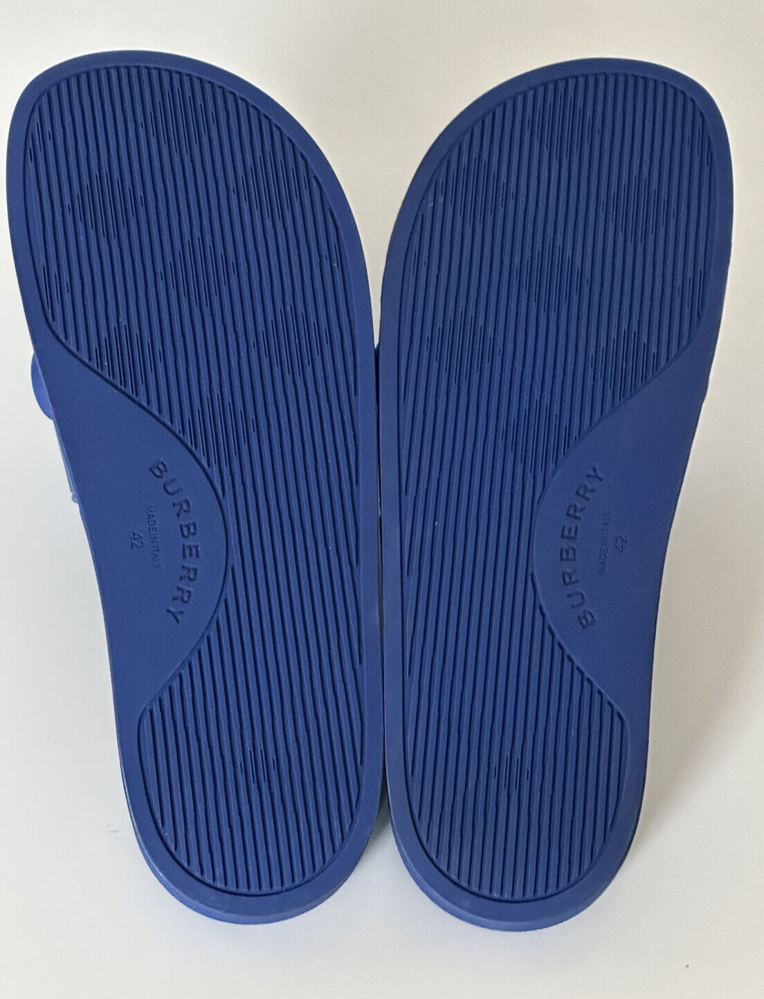 NIB $420 Burberry Eyelet Men’s Furley Royal Blue Slide Sandals 9 US (42) 8049674