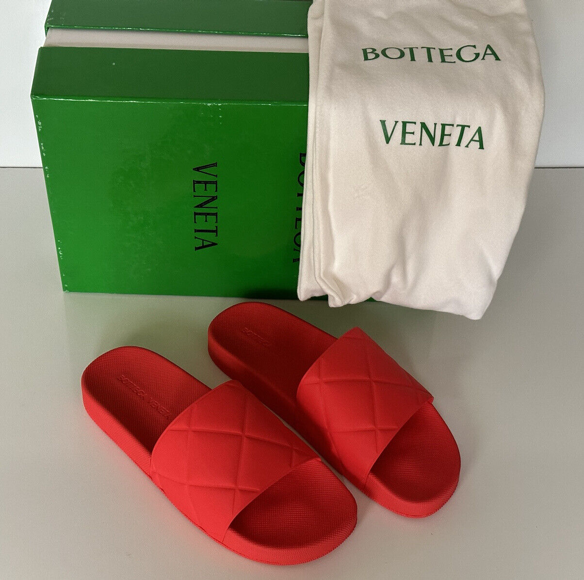 NIB $390 Bottega Veneta Slider Patterned Rubber Sandals Tomato 10 US (43) 640050
