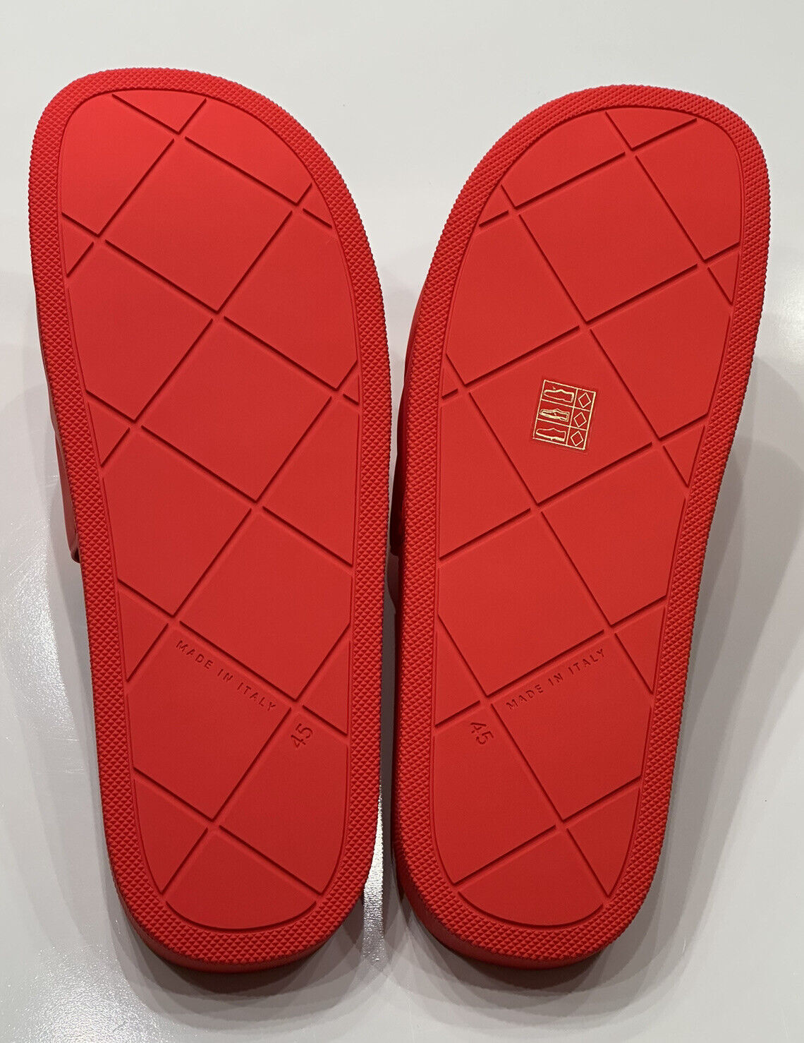 NIB $390 Bottega Veneta Slider Patterned Rubber Sandals Tomato 12 US (45) 640050