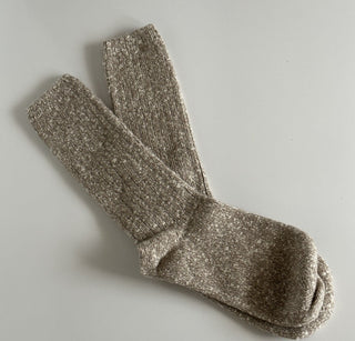 Neu mit Etikett: 250 $ Ralph Lauren Purple Label Beige Kaschmirsocken, groß, hergestellt in Italien 