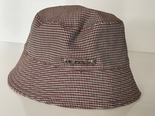 NWT $720 Fendi Woven Fabric Red/Black Bucket Hat Made in Italy Large FXQ801
