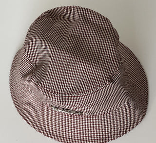 NWT $720 Fendi Woven Fabric Red/Black Bucket Hat Made in Italy Large FXQ801