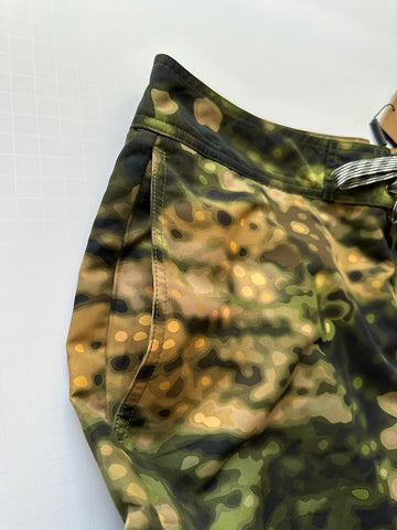 NWT $480 Burberry  Breton Mens Camo Dark Fern Green Boxer Swim Shorts XL 8042583