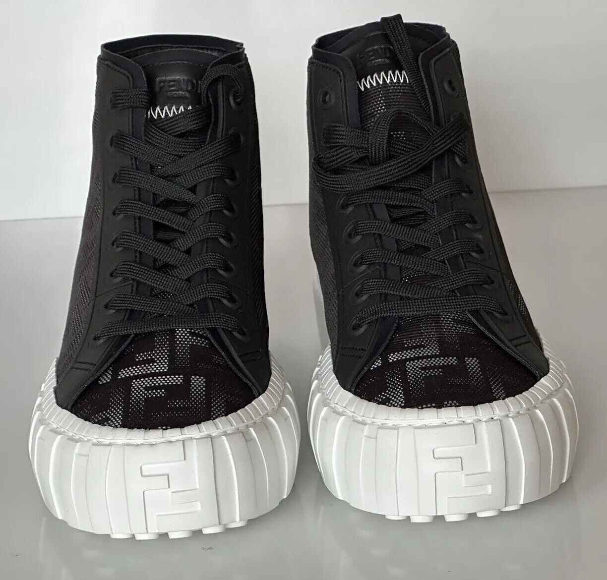 NIB 795 $ Fendi FF Logo Stoff/Leder Schwarze High-Top-Sneaker 10 US (43) 7E1424