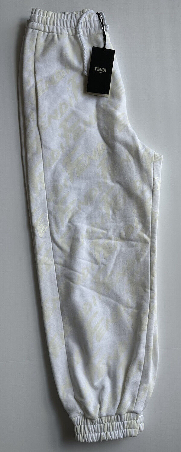 Neu mit Etikett: 950 $ Fendi Damen-Jogginghose mit Fendi-Print in Milchweiß, gestrickt, Größe 40 (4 US) IT 