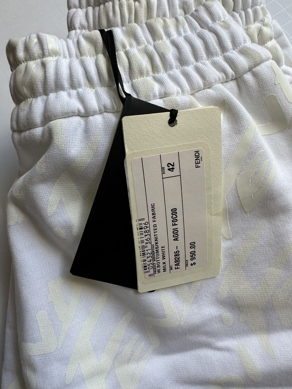 Neu mit Etikett: 950 $ Fendi Damen-Strickhose mit Fendi-Print in Milchweiß, Größe 42 (6 US) IT 