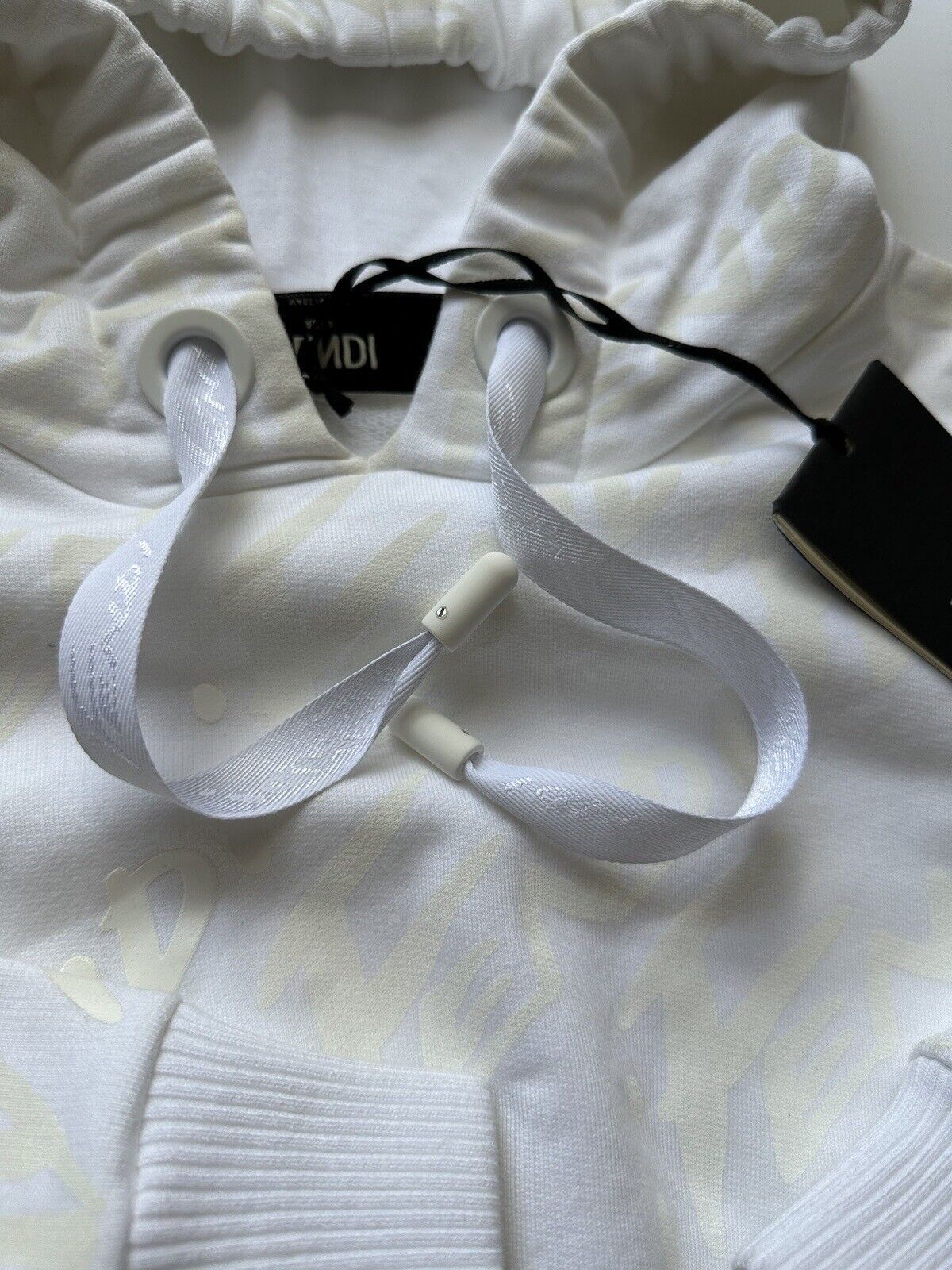 NWT $1100 Fendi Women's Milk White Fendi Knit Jacket with Hoodie 6 US (42 Eu) IT