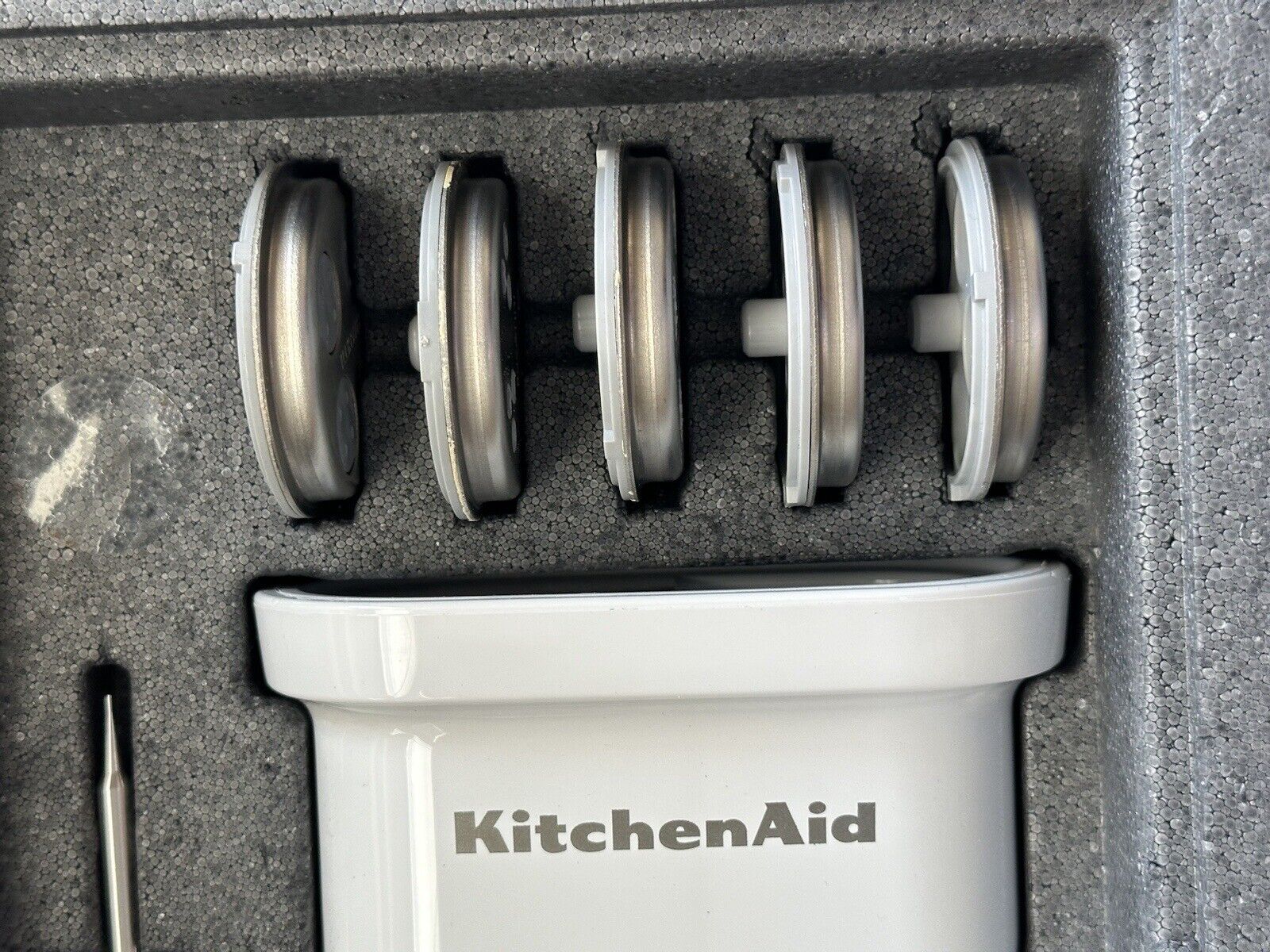 New KitchenAid Gourmet Pasta Press Stand Mixer Attachment KSMPEXTA Made in Italy